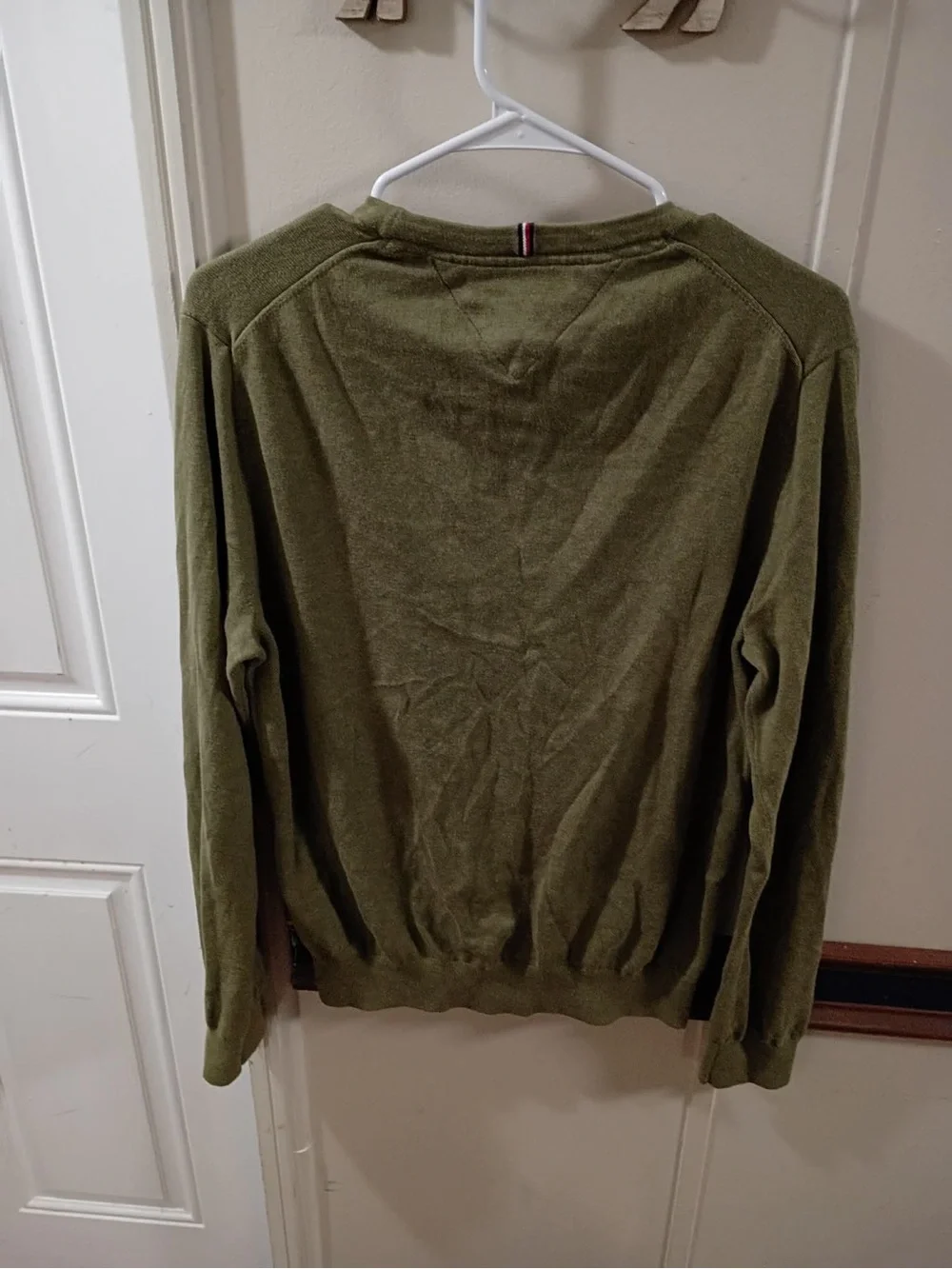 Tommy Hilfiger Men's Olive Green Crewneck Sweater